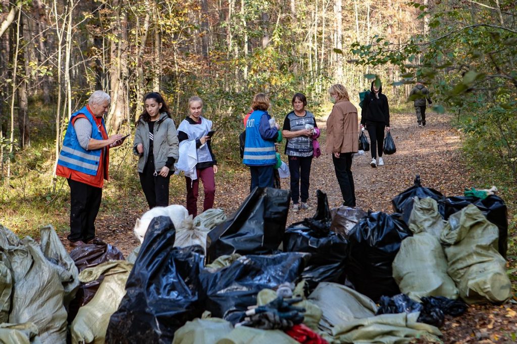 Более 3 тонн мусора собрали эковолонтёры на териитории заказника "Токсовский"