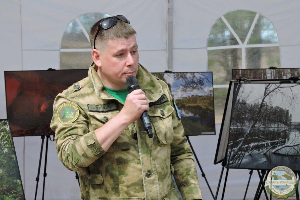 В Ленинградской области открылся эковолонтерский лагерь ВООП "Березовые острова"