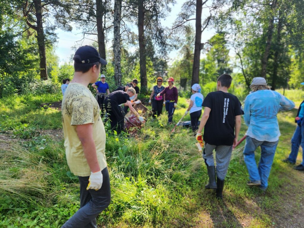 Вторая смена экологического лагеря ВООП стартовала