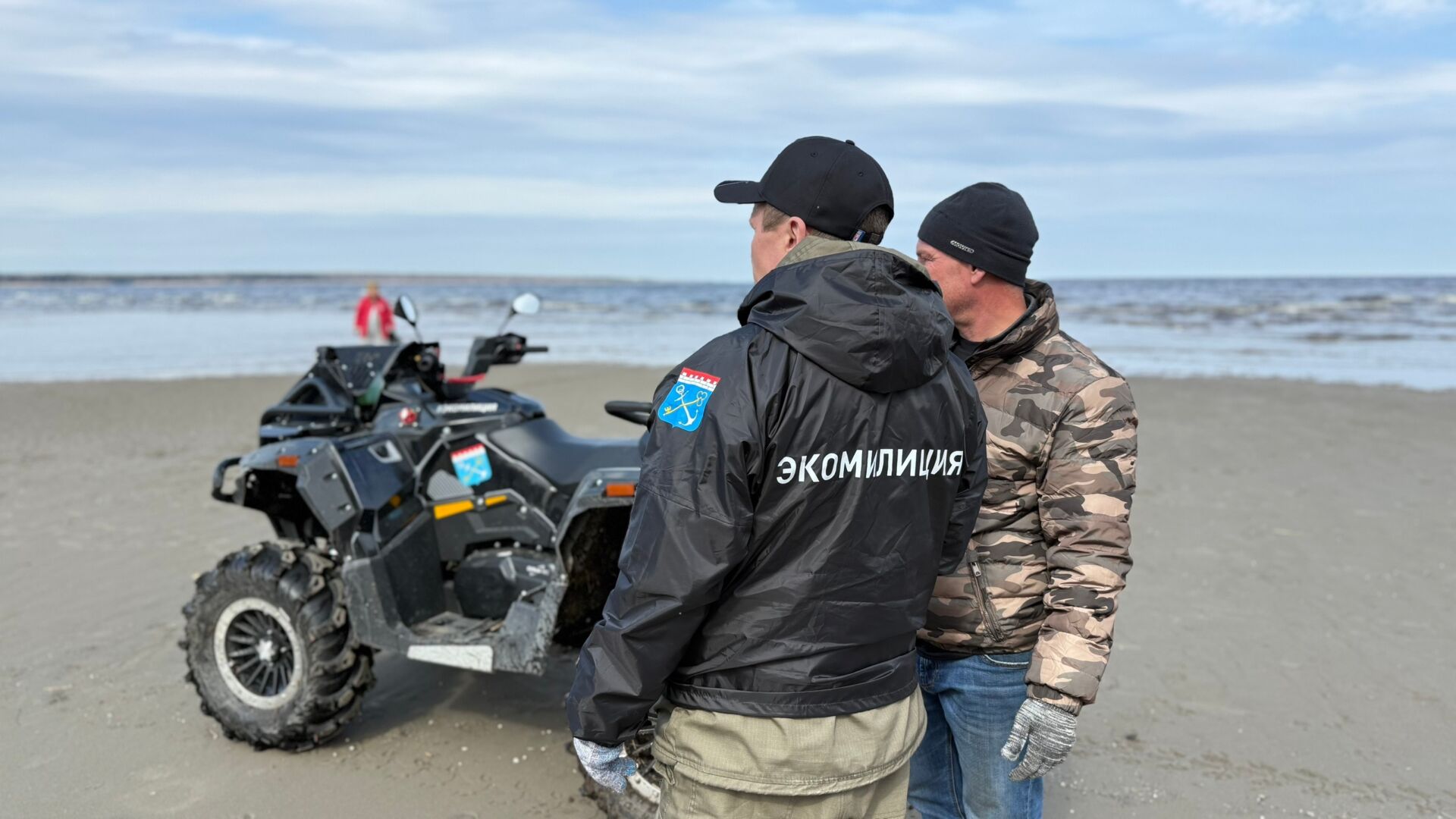 На побережье Финского залива прошел субботник